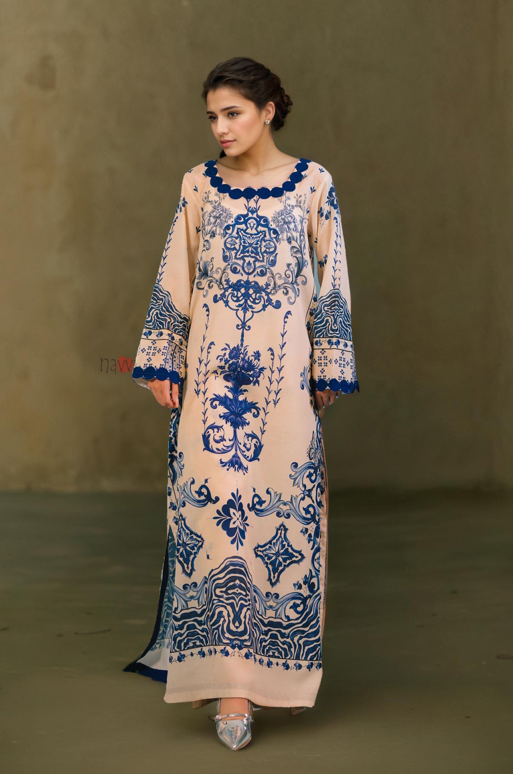 Classic Beige Kaftan with Blue Detailing