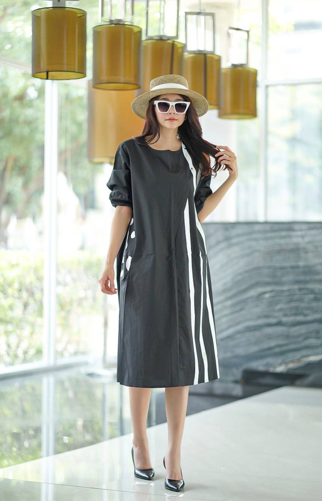 Minimal Chic Midi Dress - Navvi.in