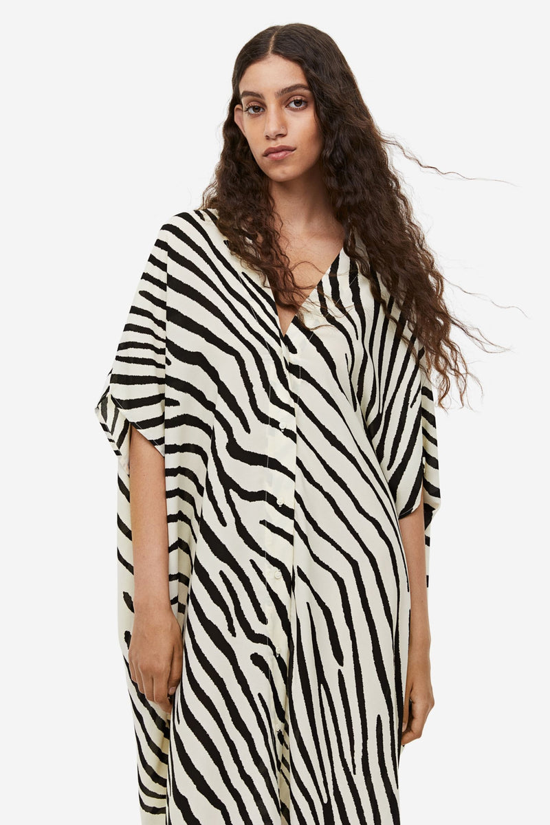 Black & White Cross Line Kaftan