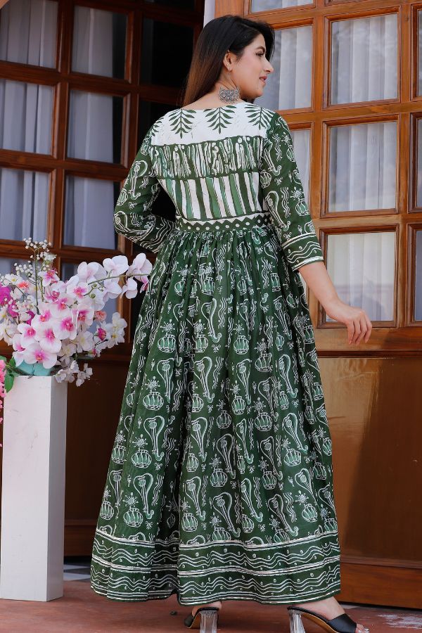 Green Floral Printed Gown Set