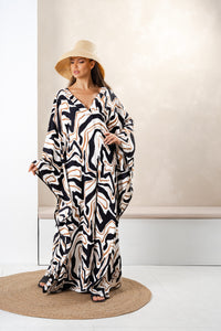 Asymmetric Black & White Kaftan