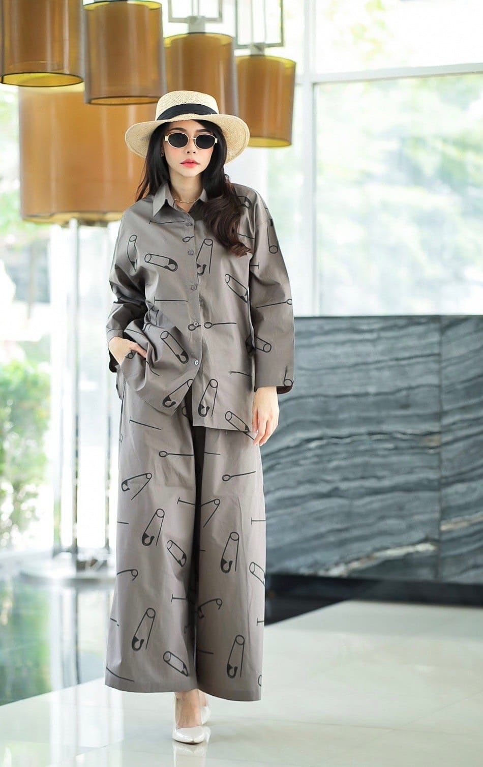 Contemporary Safety Pin Coord Outfit