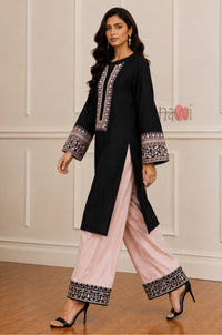 Classic Grace Embroidered Kurta Pant Set - Navvi.in