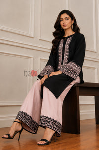 Classic Grace Embroidered Kurta Pant Set - Navvi.in