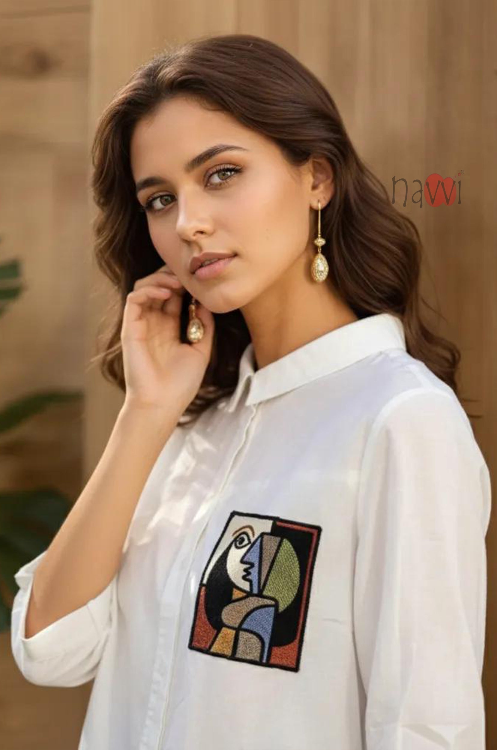Abstract Muse Embroidered Linen Shirt