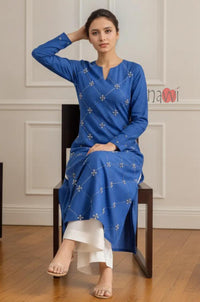 Royal Blue Diamond Embroidered Kurta Set