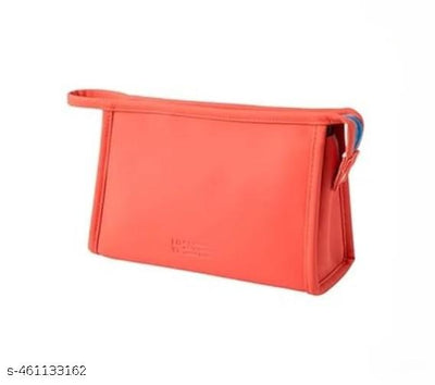 Fashionable Makeup Pouch for Women – Travel Cosmetic Bag & Toiletry Organizer