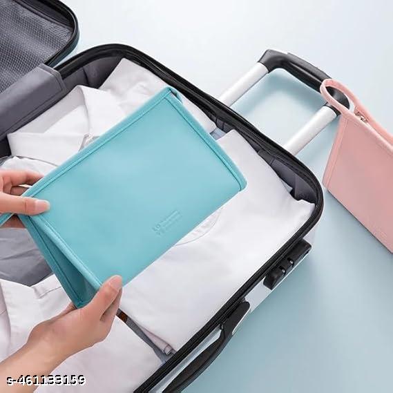 Fashionable Makeup Pouch for Women – Travel Cosmetic Bag & Toiletry Organizer