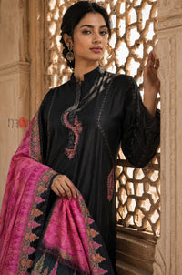 Noir Embroidered Set With Dupatta