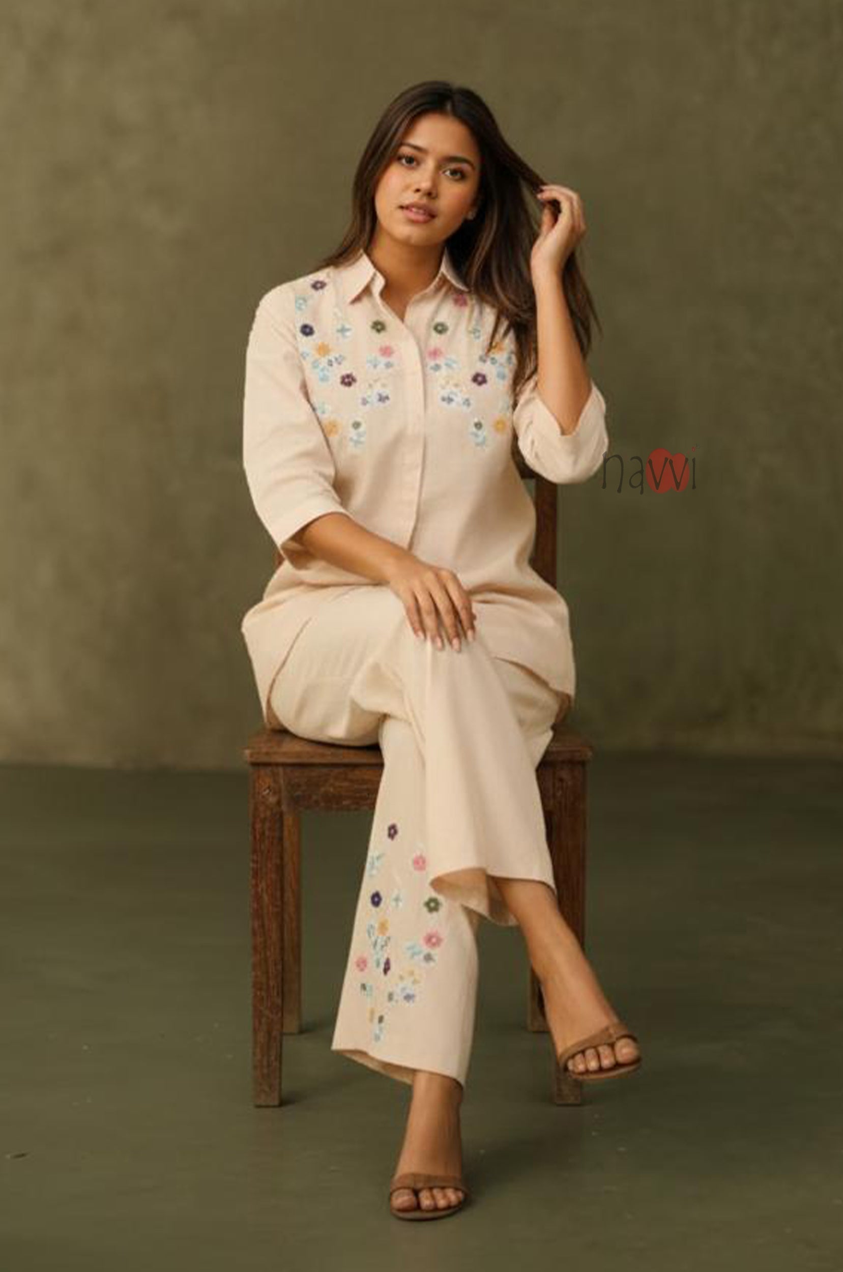 Beige Embroidery Kurta with Pants - Navvi.in