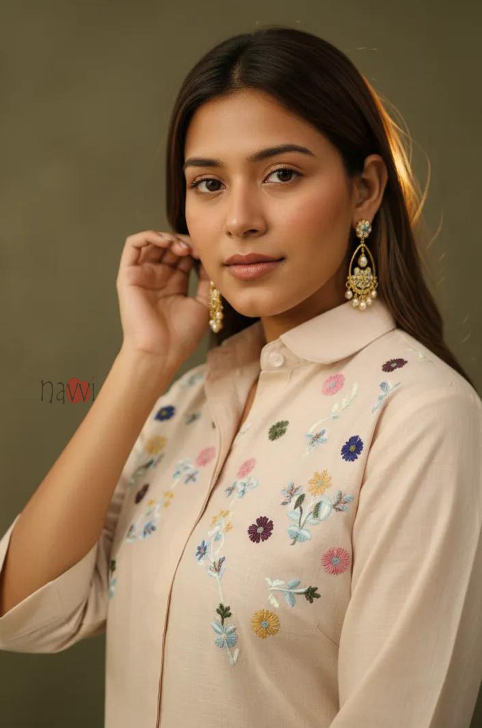 Beige Embroidery Kurta with Pants - Navvi.in