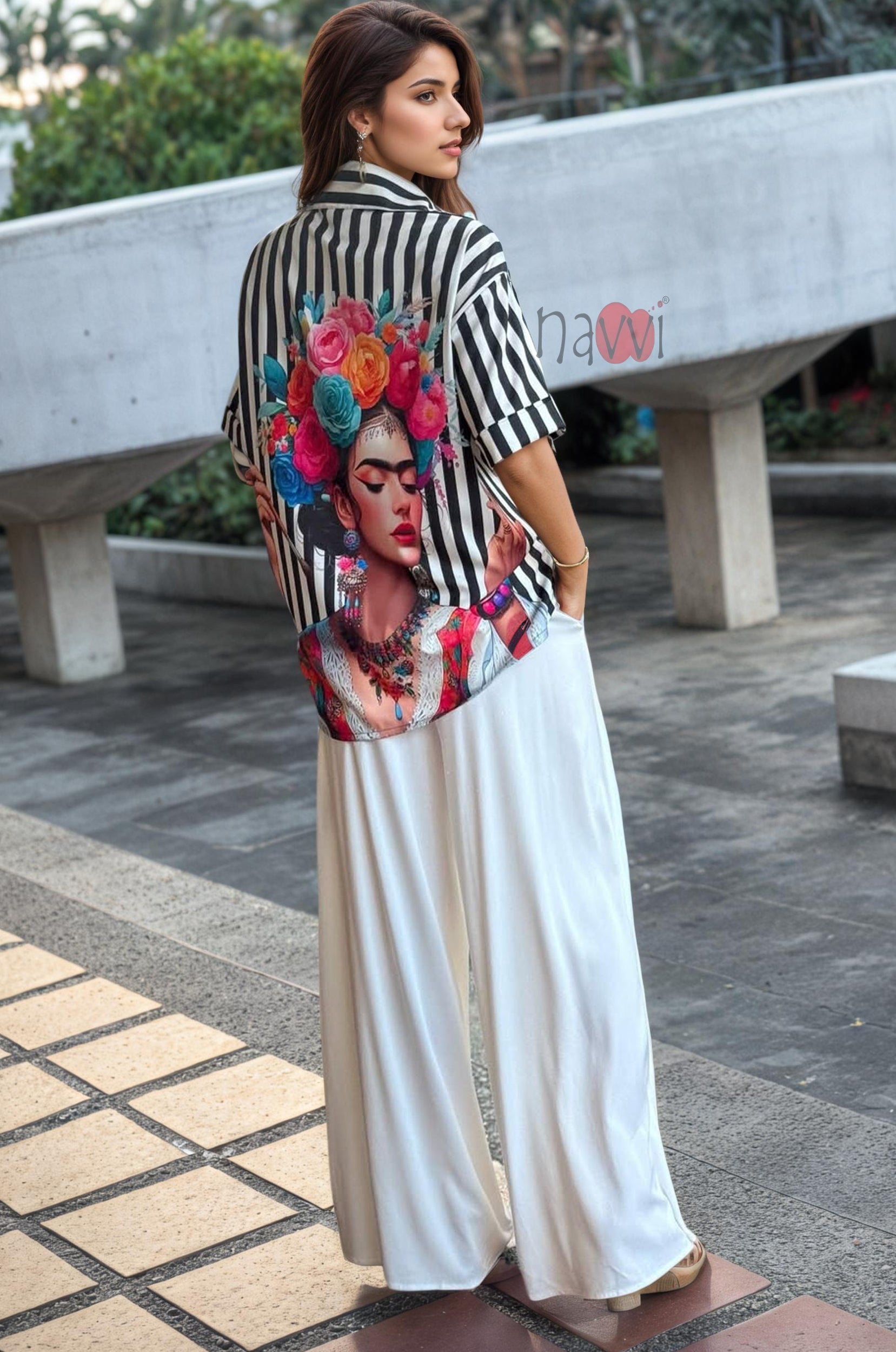 Black Chic Printed Oversized Shirt