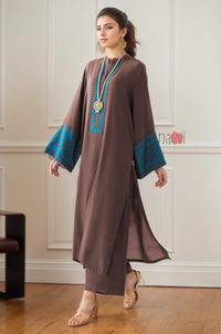 Mocha Royale Embroidered Kurta Set - Navvi.in