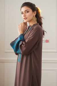 Mocha Royale Embroidered Kurta Set - Navvi.in