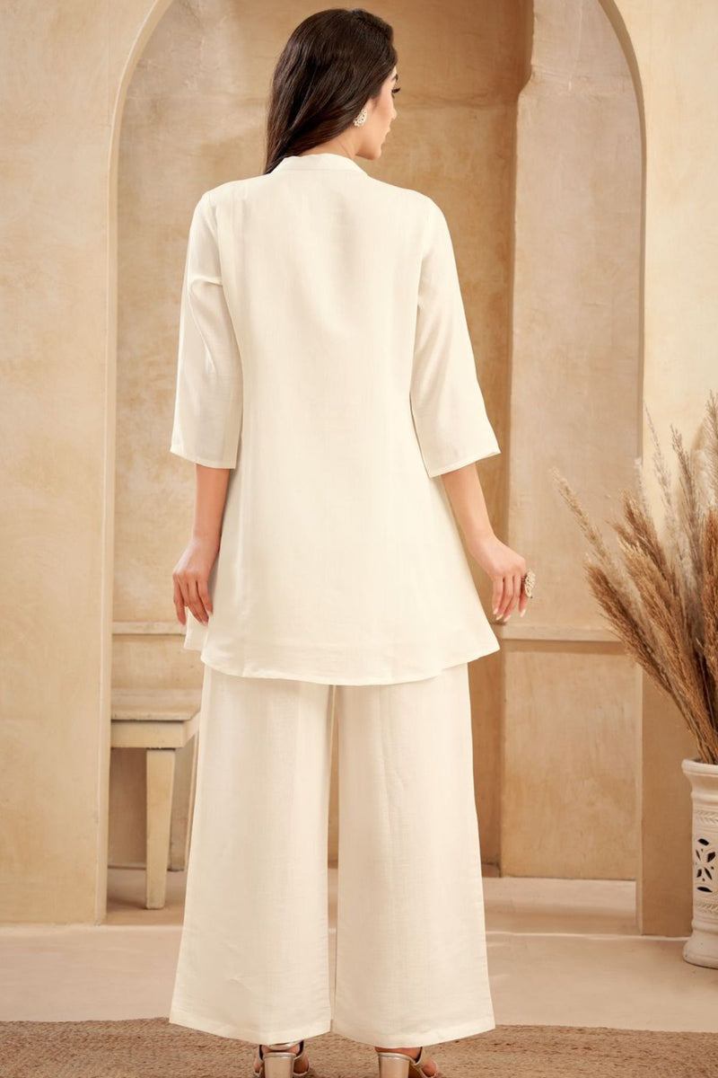 Off-white Kurta Set with Parallel Pants