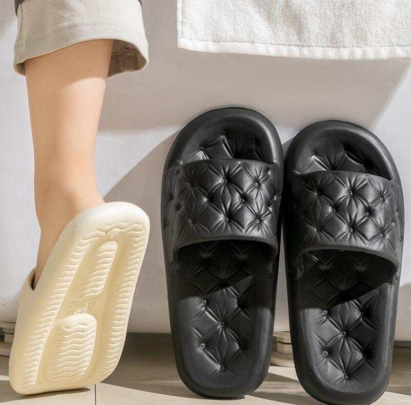 Black Cushioned Casual Slippers - Navvi.in