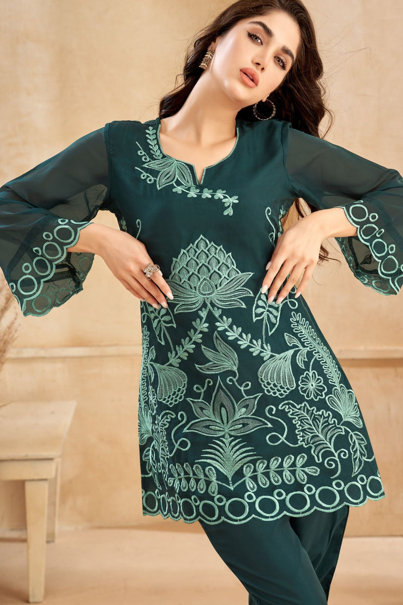 Green Embroidery Kurta Pant Set - Navvi.in