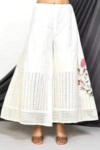 Ivory Hakoba Kurta & Pant Set - Navvi.in