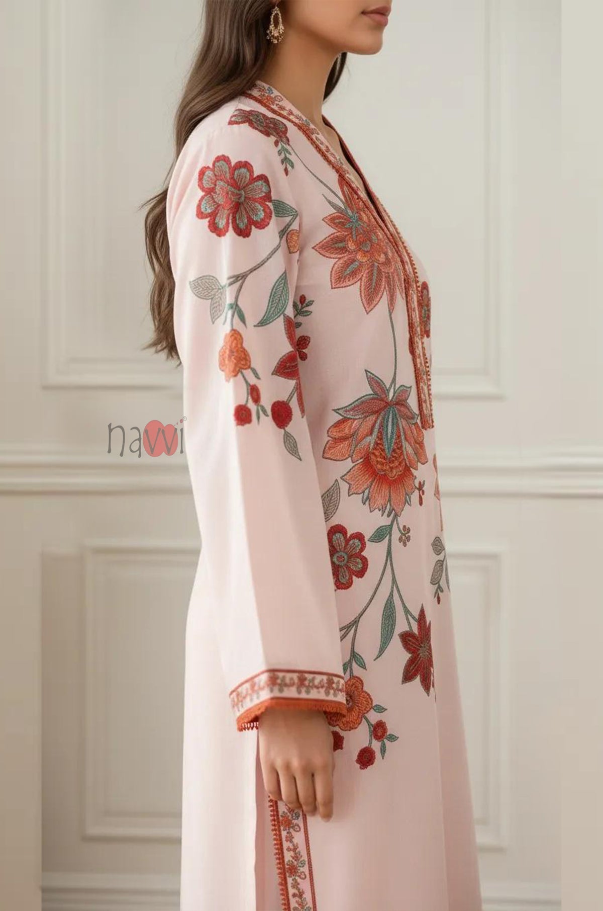 Ivory Floral Straight Kurta Set – Festive Wear - Navvi.in