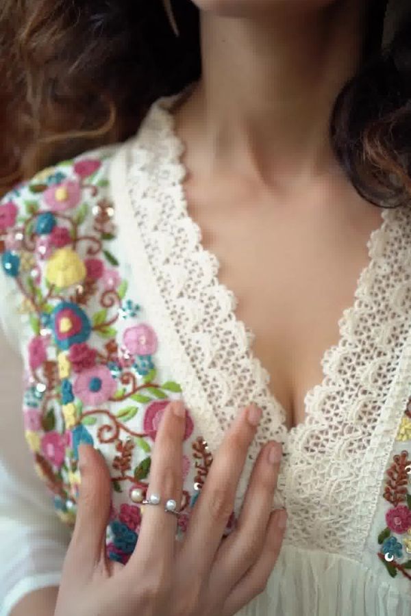 Pure Muslin Embroidered Tunic With Lace - Navvi.in
