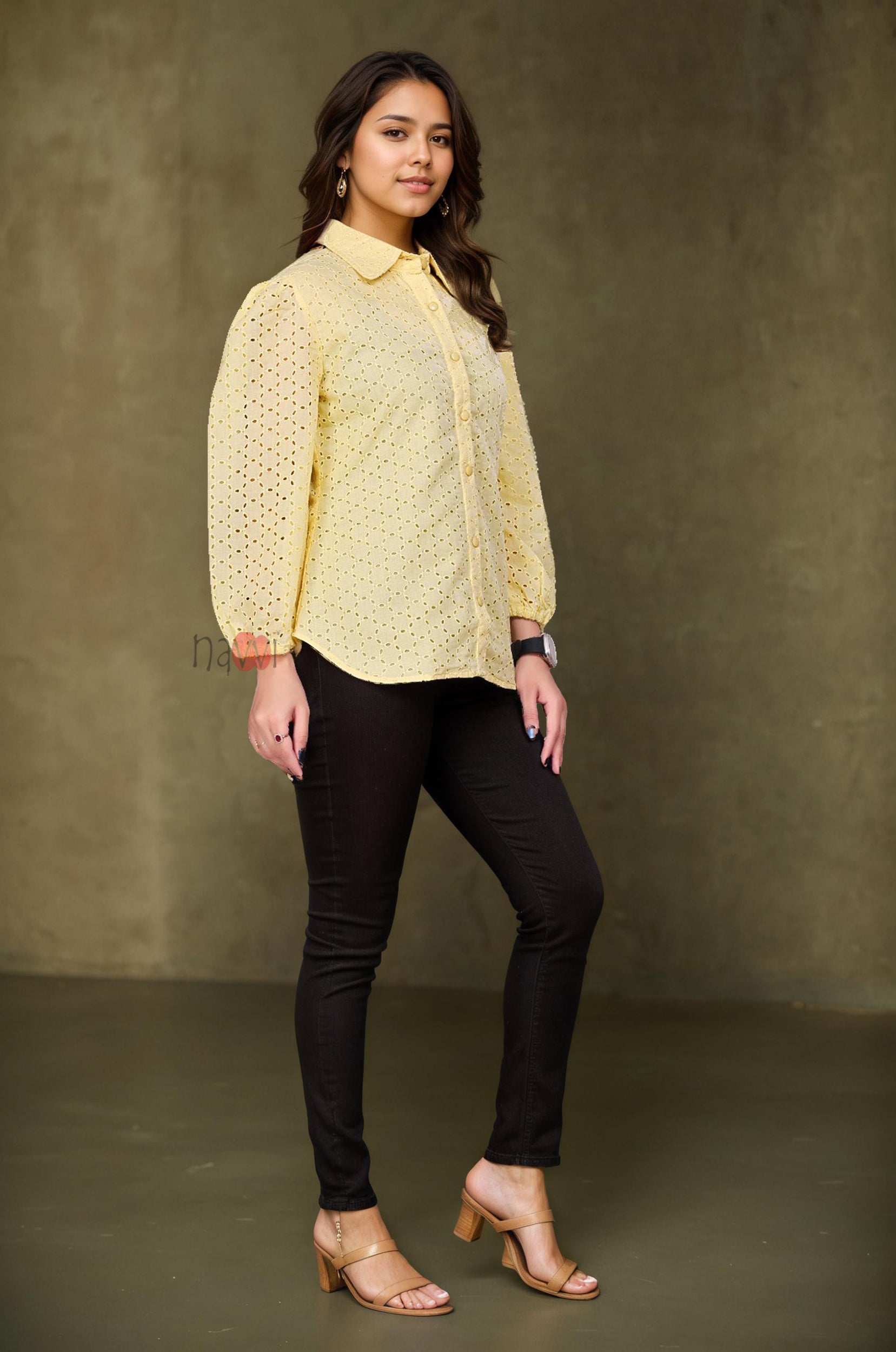 Sugar Bloom Schiffli Shirt