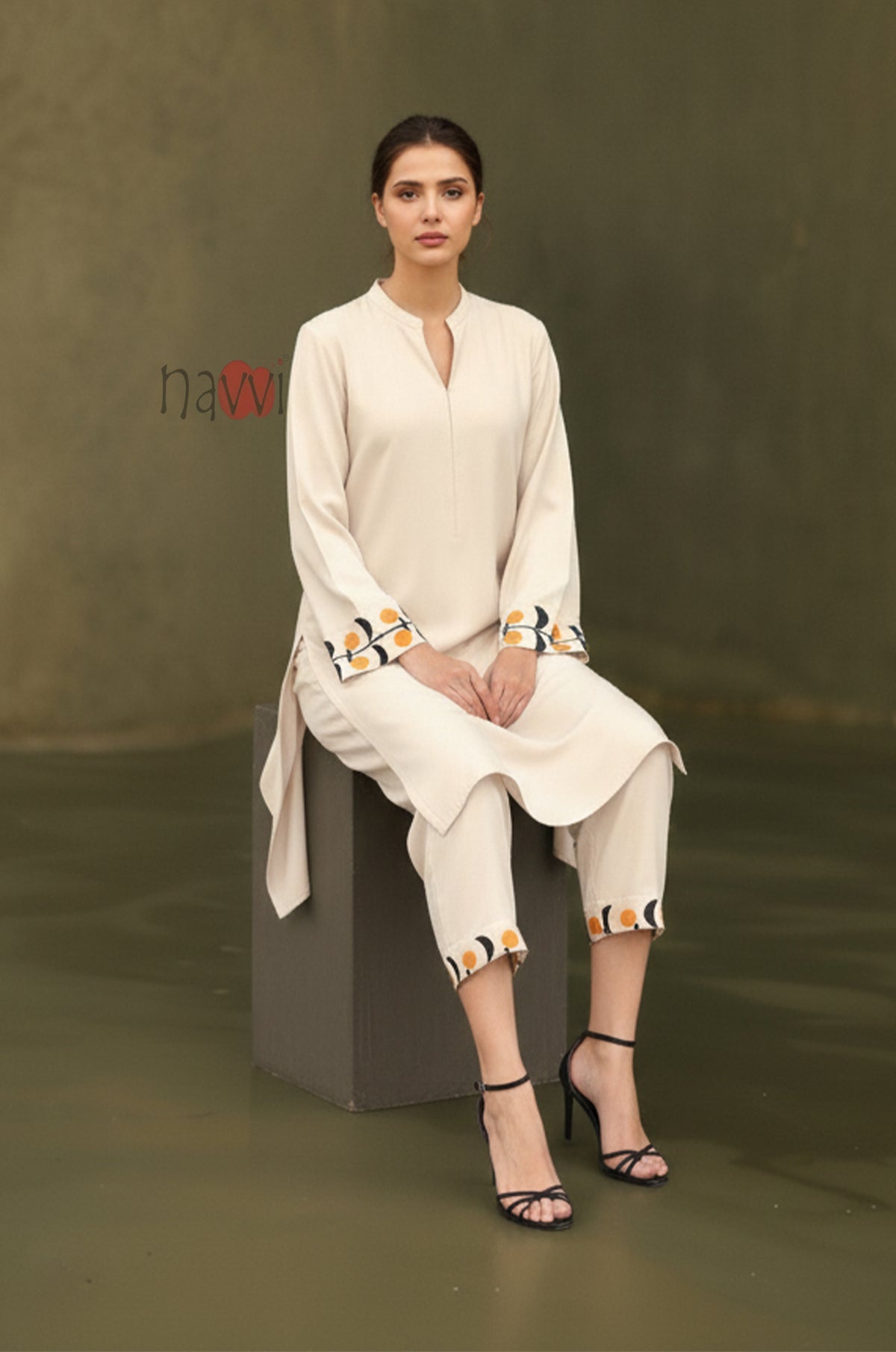 Floral Embroidered Kurta Set