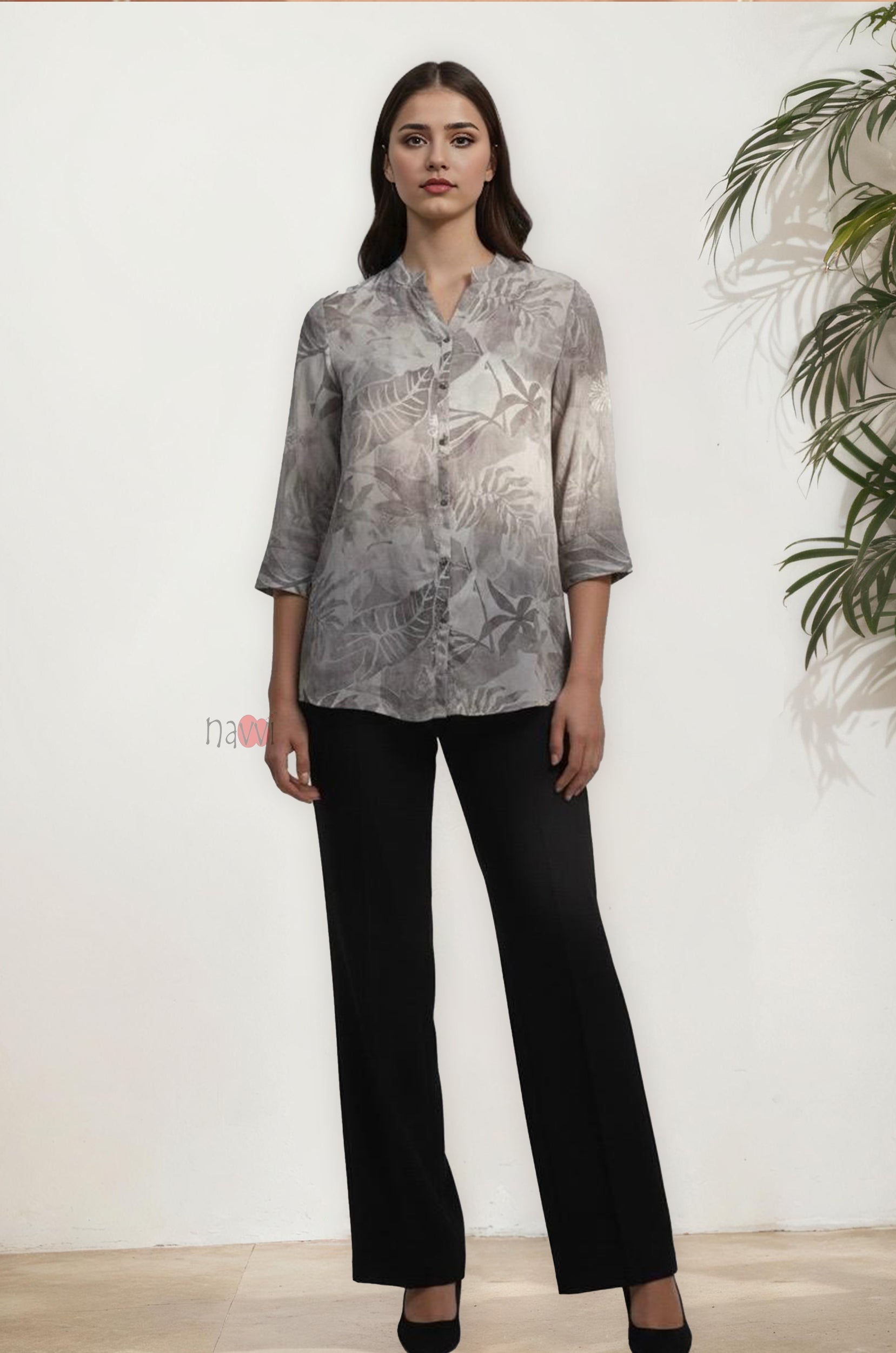 Monochrome Leaf Print Short Tunic Top
