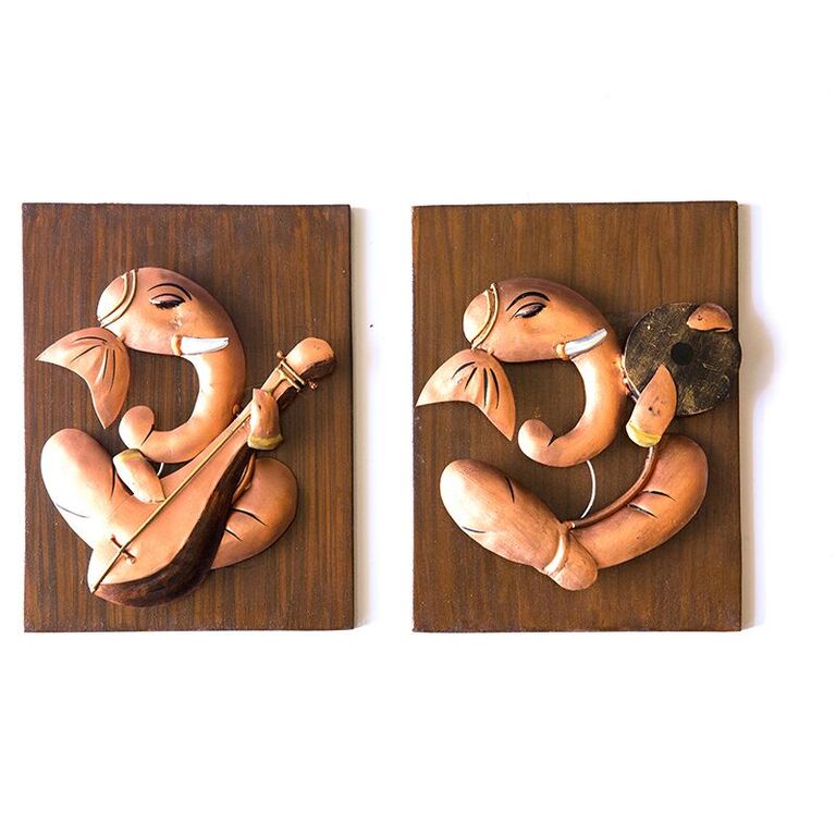 Ganesh Musician With Dafli and Sitar - Navvi Lifestyle