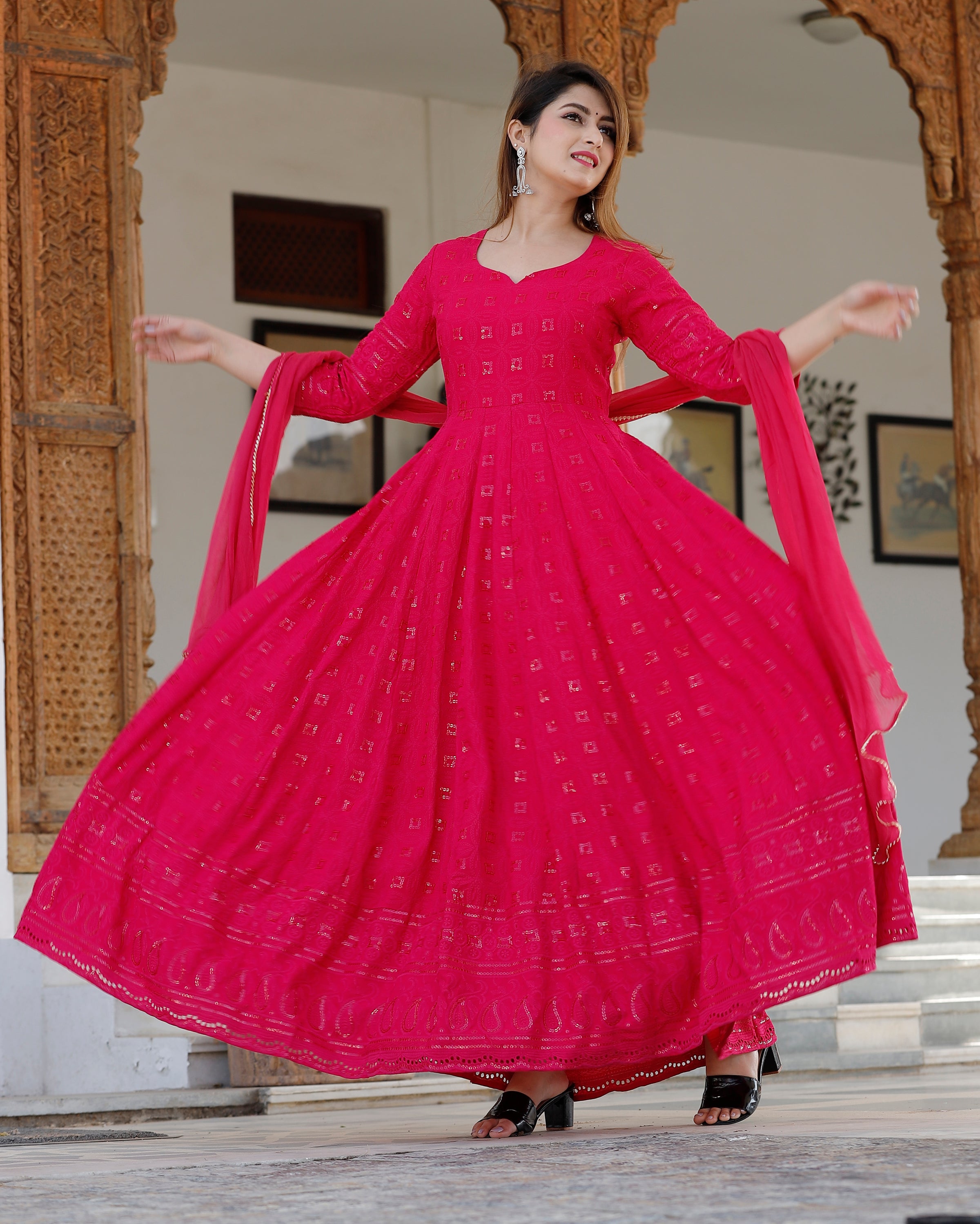 Pink Chanderi Anarkali Suit at Rs 2650 | Ladies Suits in Mumbai | ID:  9823044555