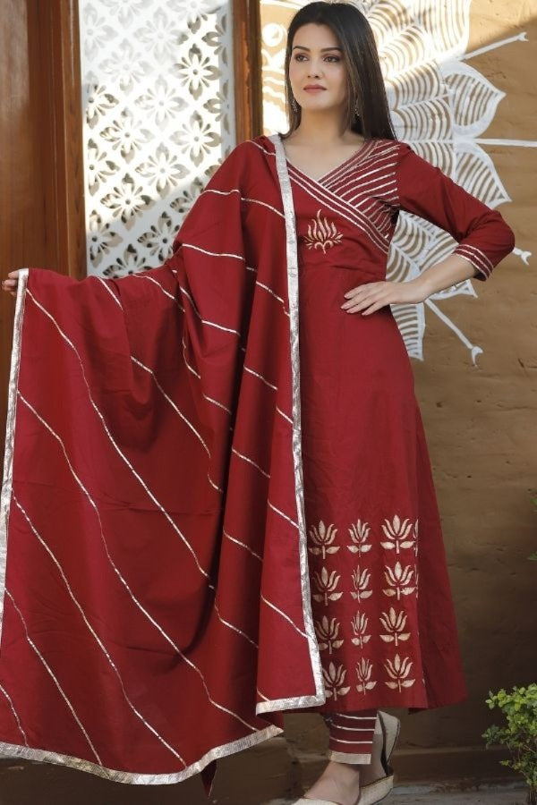 suit set,maroon suit set,hand block print suit set,suit sets for women,ethni suit set,ethnic fashion,suit with dupatta,online fashion,new arrival,wedding fashion,bride to be,festive collection,ethnic apparel,women apparel,navvi,navvi.in