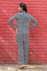 loungewear blackloungewearset womenloungwear nightsuits nightsuitforwomens floralprintnightsuit bridetobe womenfashion newcollection newloungewearcollection shirt&payjamaset navvi navvi.in