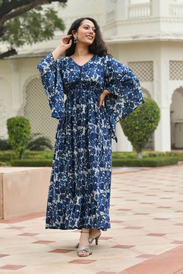Net Self Design Ladies Indo Western Gown, Full Sleeve,
