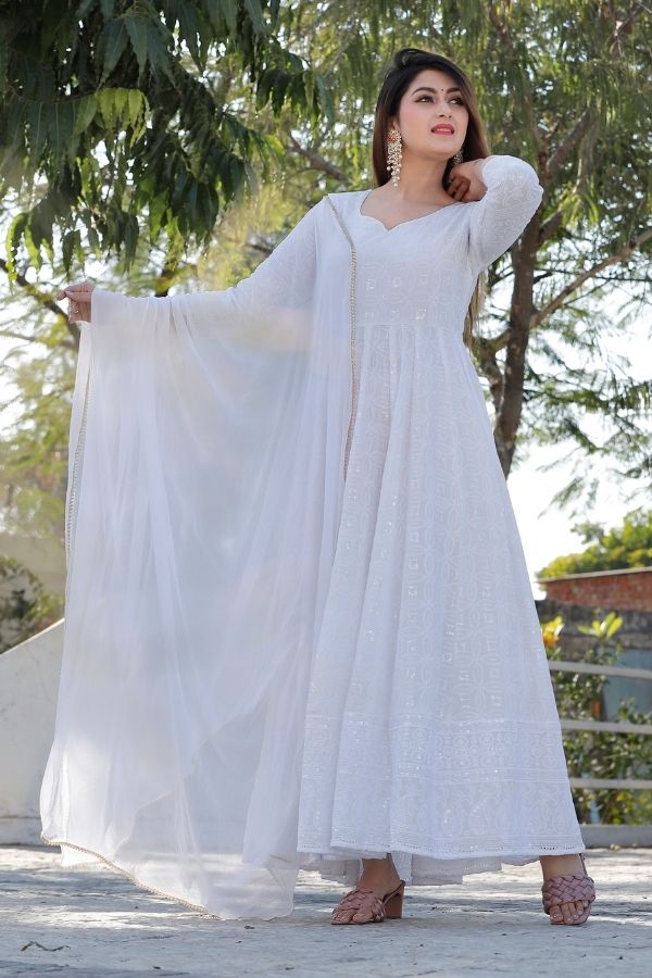 whitesuitsets chikankarisuitsets trening cottonsuitsets anarkalisuitsets longgown gown suits navvi love traditional