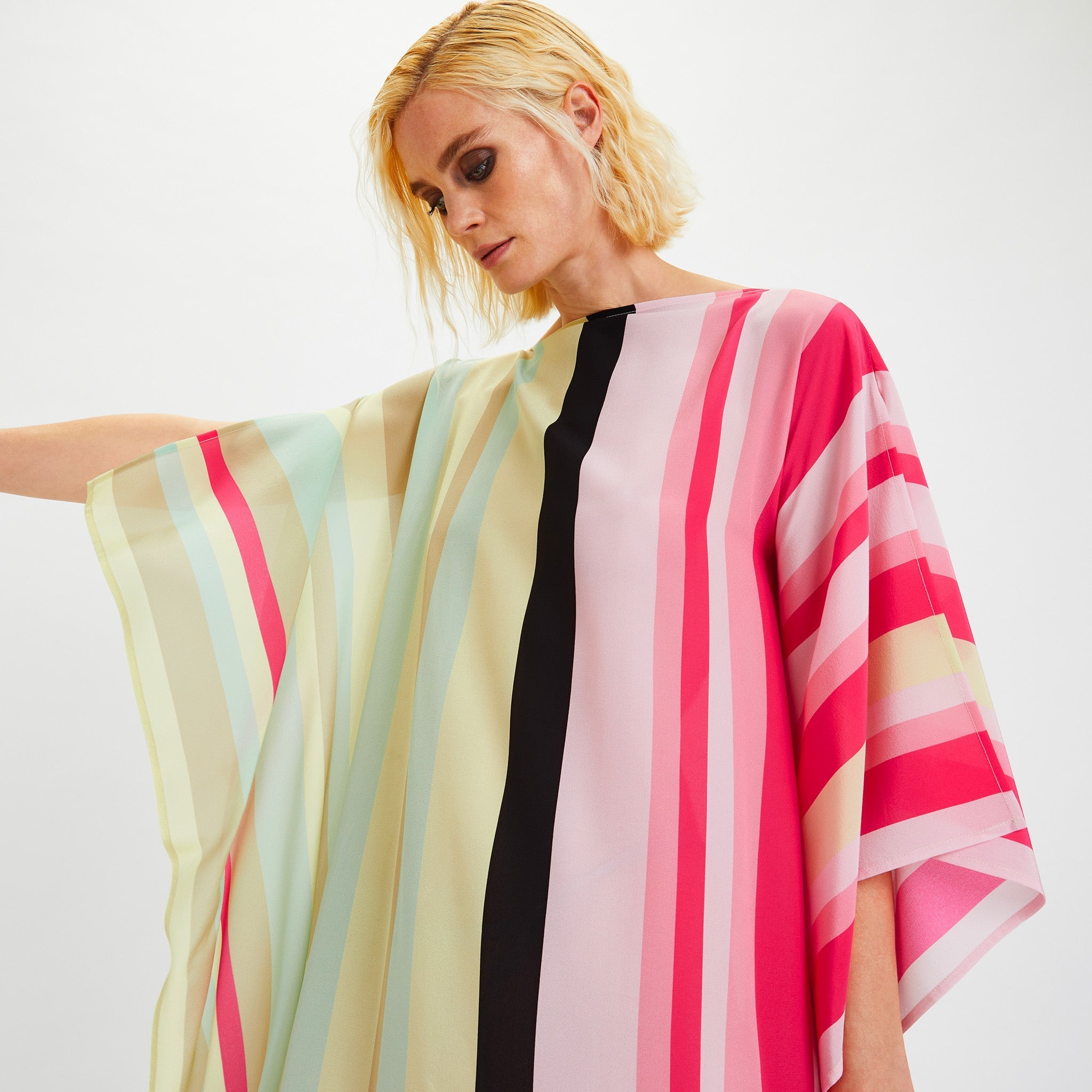 Bougie Kaftan Dress - Navvi.in