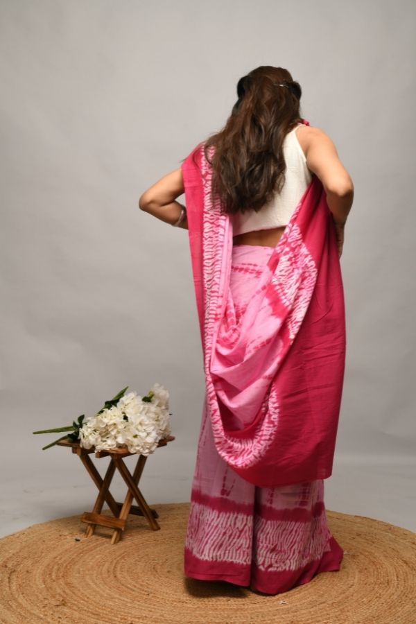 Distant Waves Saree - Navvi.in