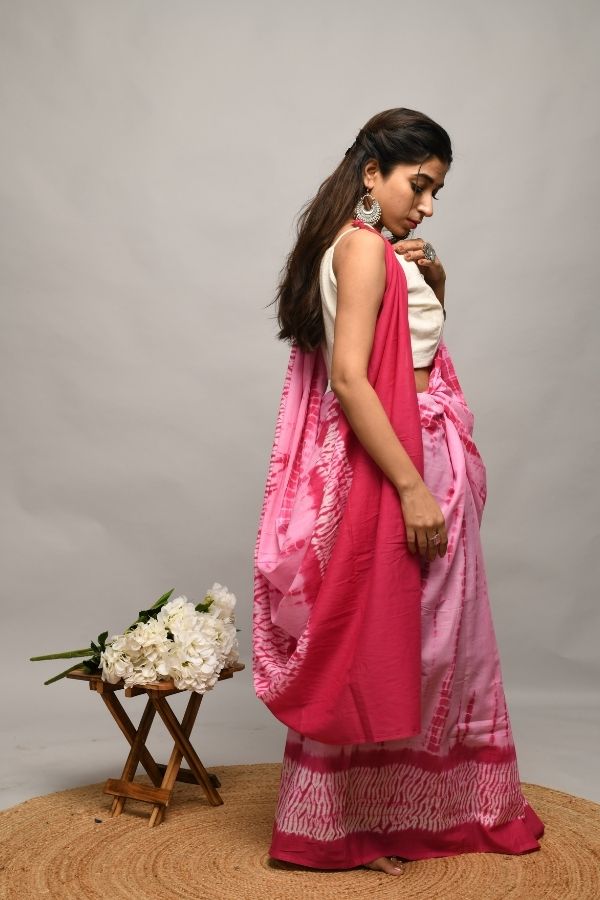 Distant Waves Saree - Navvi.in