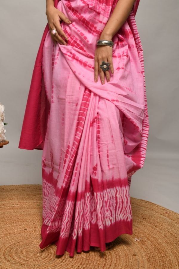 Distant Waves Saree - Navvi.in