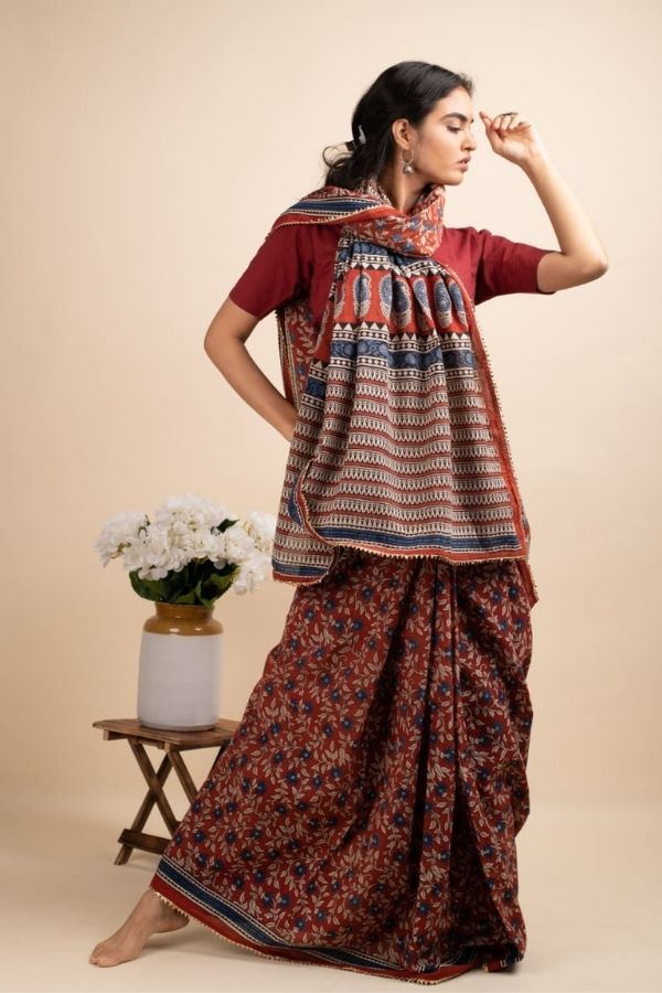 Frozen Flower Saree - Navvi.in